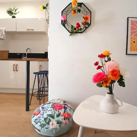 Apartment Le Notre Dame-centre Ville-gare Nîmes