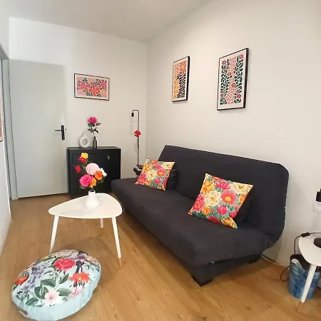 Le Notre Dame-centre Ville-gare * Nîmes