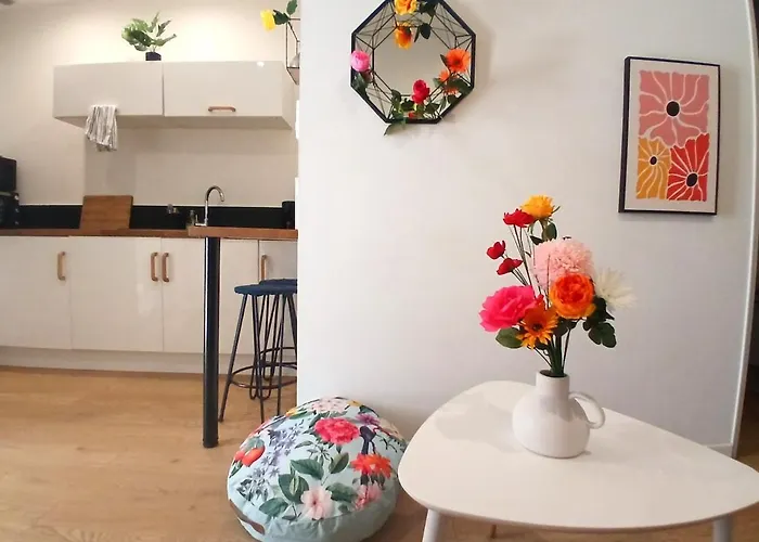 Апартаменты Le Notre Dame-centre Ville-gare Ним